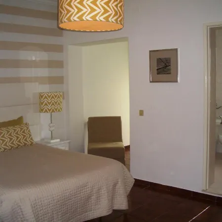 Quartos Madeira Назаре